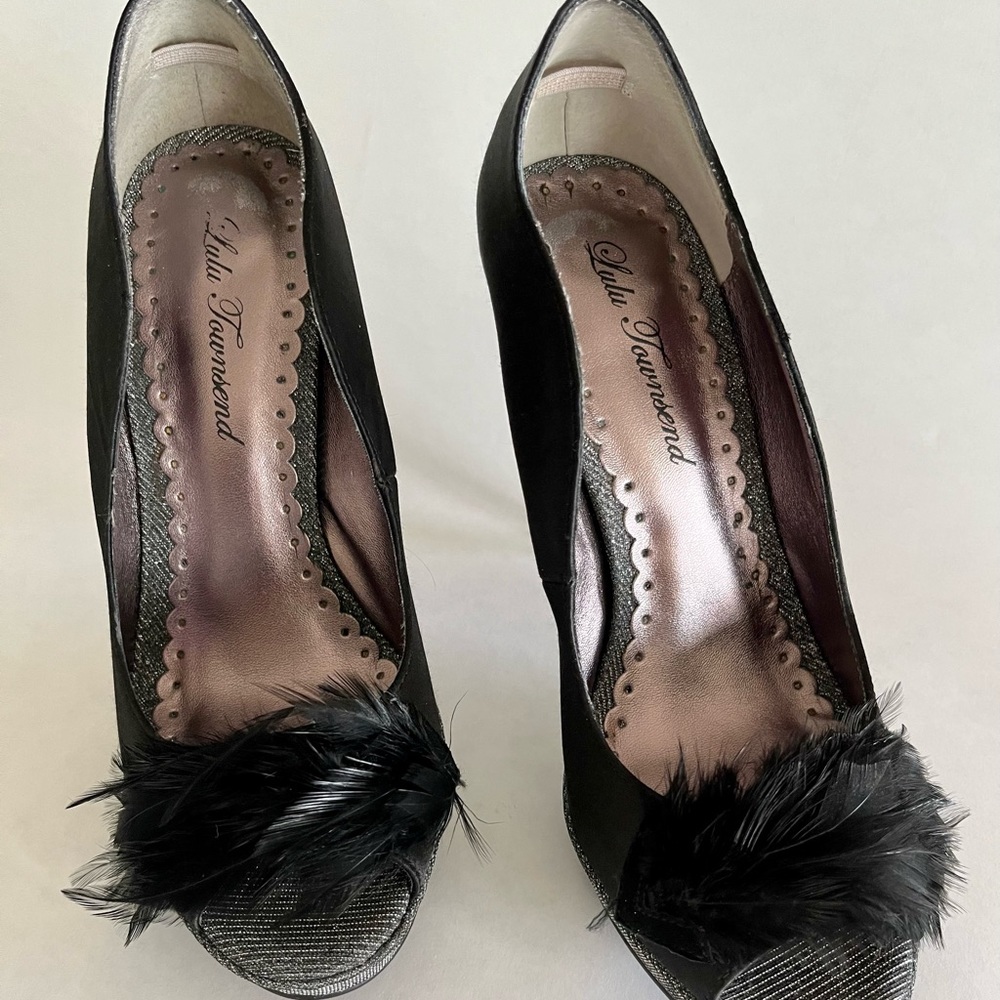 LULU TOWNSEND-Black Satin/Silver pumps. Size 7